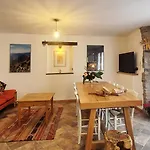 - Rustic Chic Retreat * Ballabio