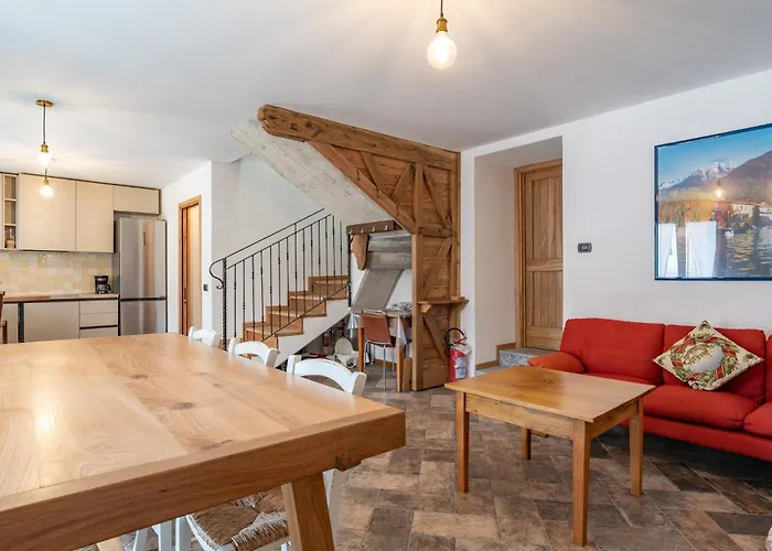 - Rustic Chic Retreat Ballabio