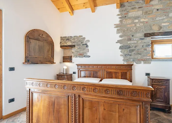 - Rustic Chic Retreat *