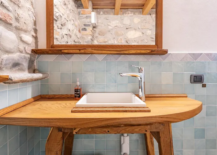 بيت للعطل - Rustic Chic Retreat