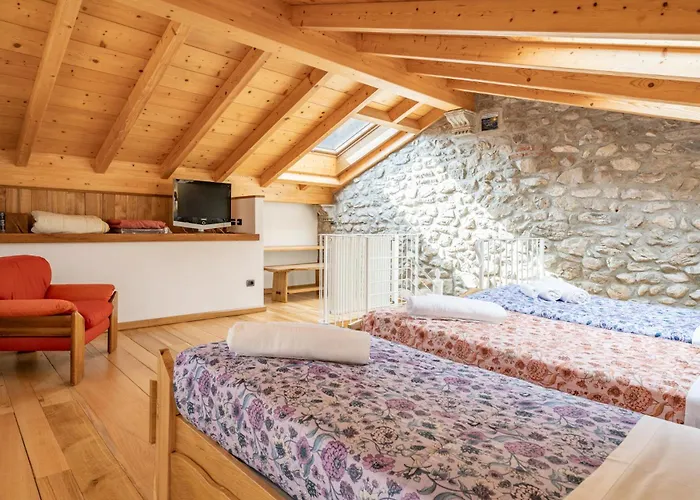 بيت للعطل - Rustic Chic Retreat