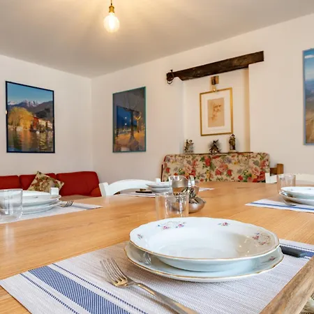 - Rustic Chic Retreat * Ballabio