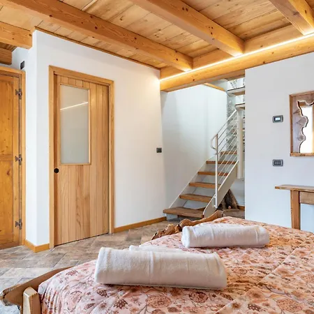 - Rustic Chic Retreat Ballabio