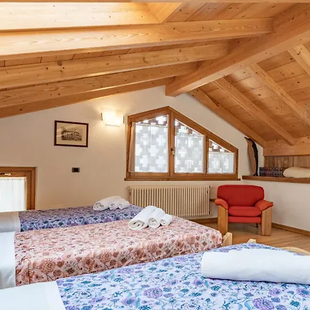 - Rustic Chic Retreat Prázdninový dům Ballabio
